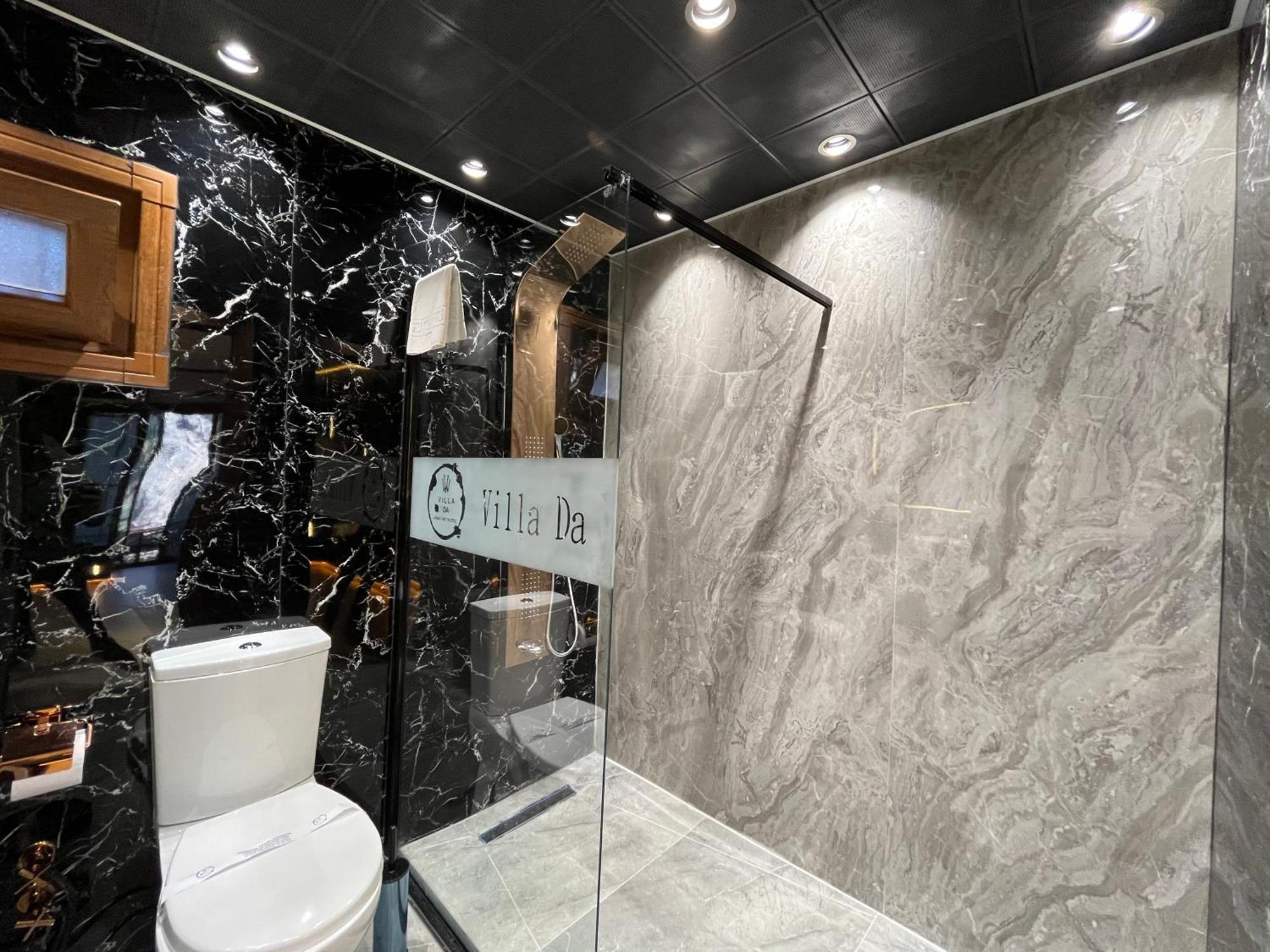 Da Butik 3*